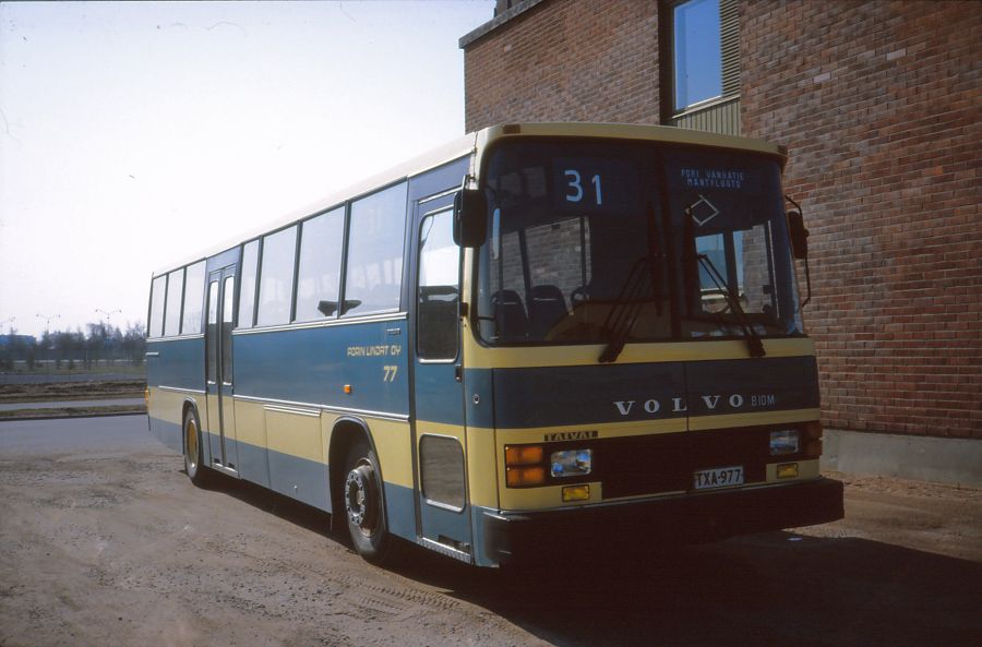 Volvo B10M #77