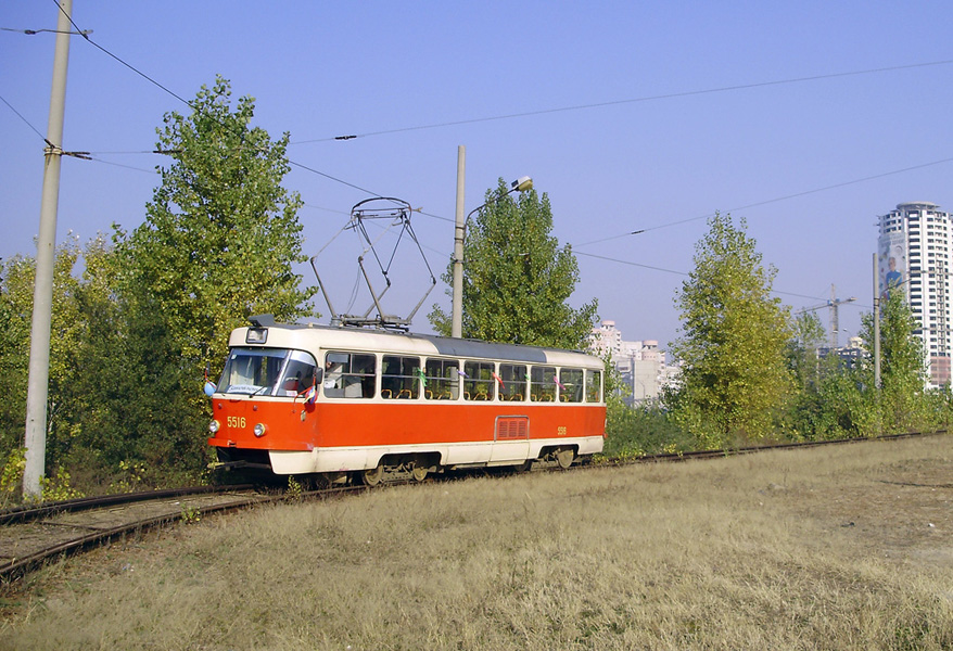 Tatra T3SU #5516