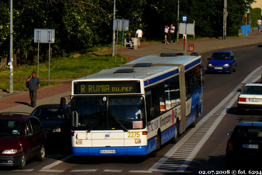 Volvo B10LA-52 / Carrus 204NU #2275