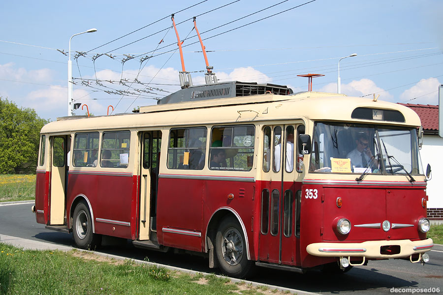 Škoda 9TrHT26 #353