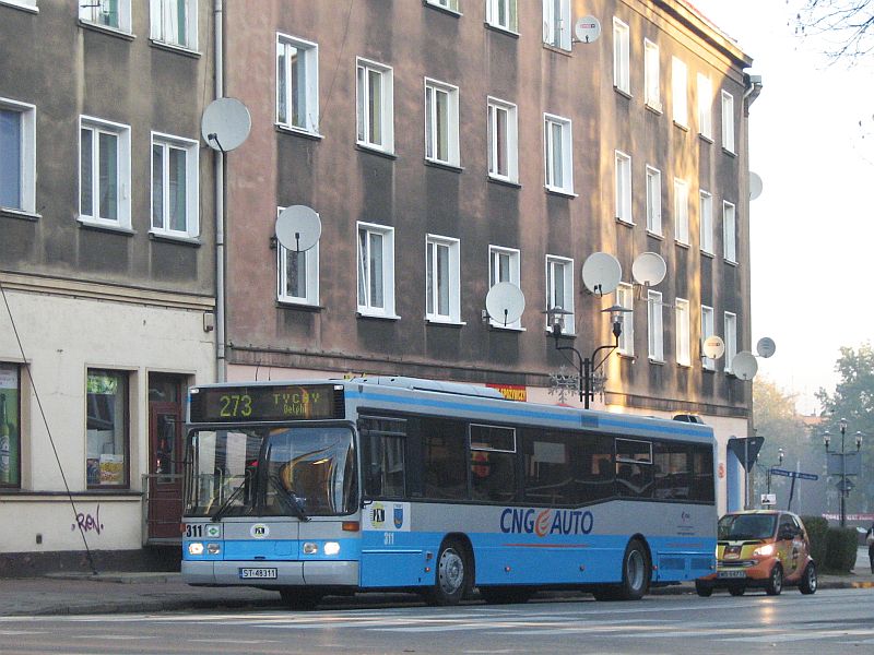 Volvo B10L-59 CNG/Carrus 204U #311