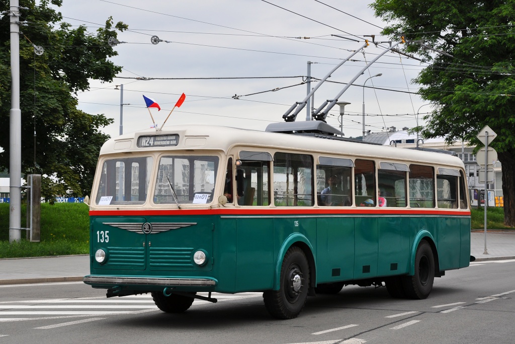 Škoda 6Tr #135