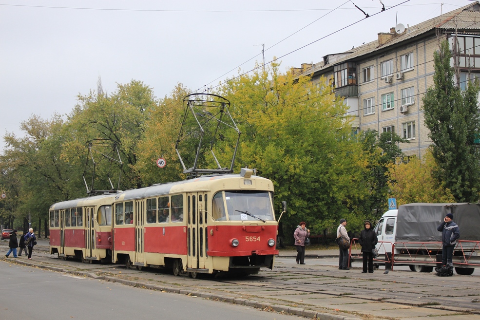 Tatra T3SU #5654