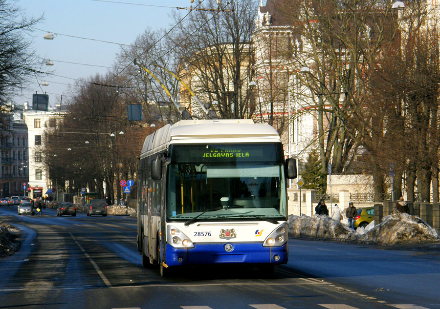 Škoda 24Tr Irisbus #28576