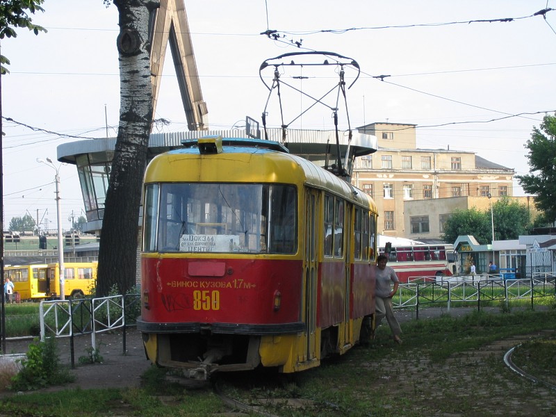 Tatra T4SU #850