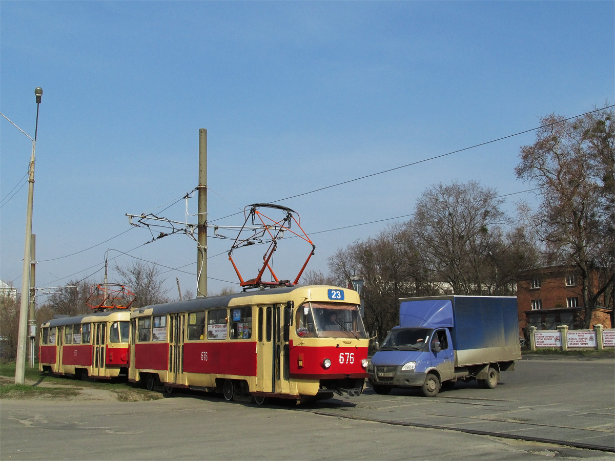 Tatra T3SU #676