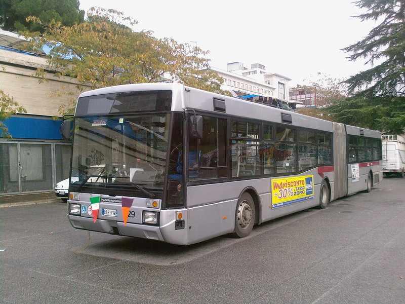 BredaMenarinibus M321U #329