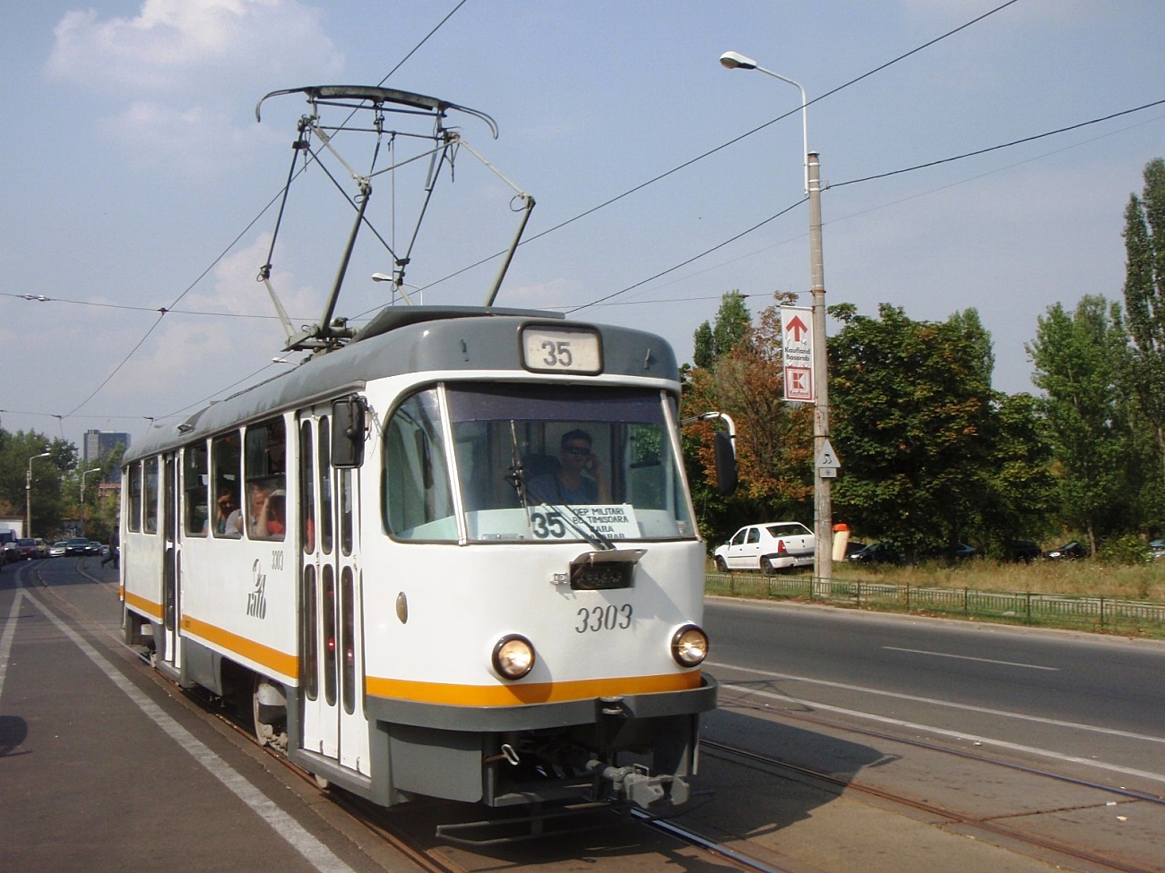 Tatra T4R #3303
