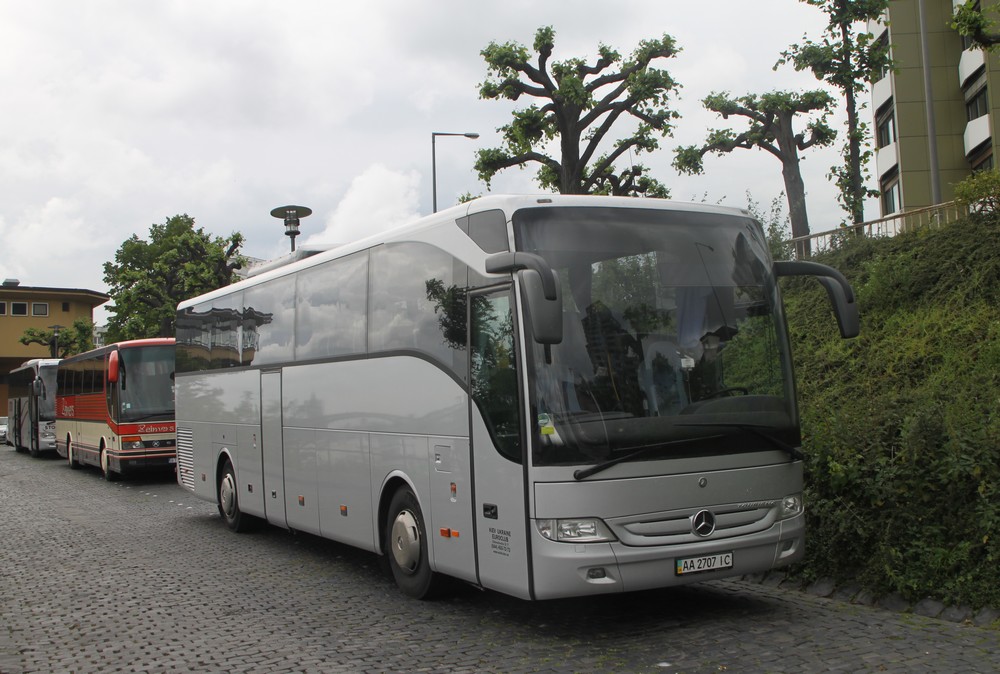 Mercedes-Benz Tourismo 15RHD #АА 2707 ІС
