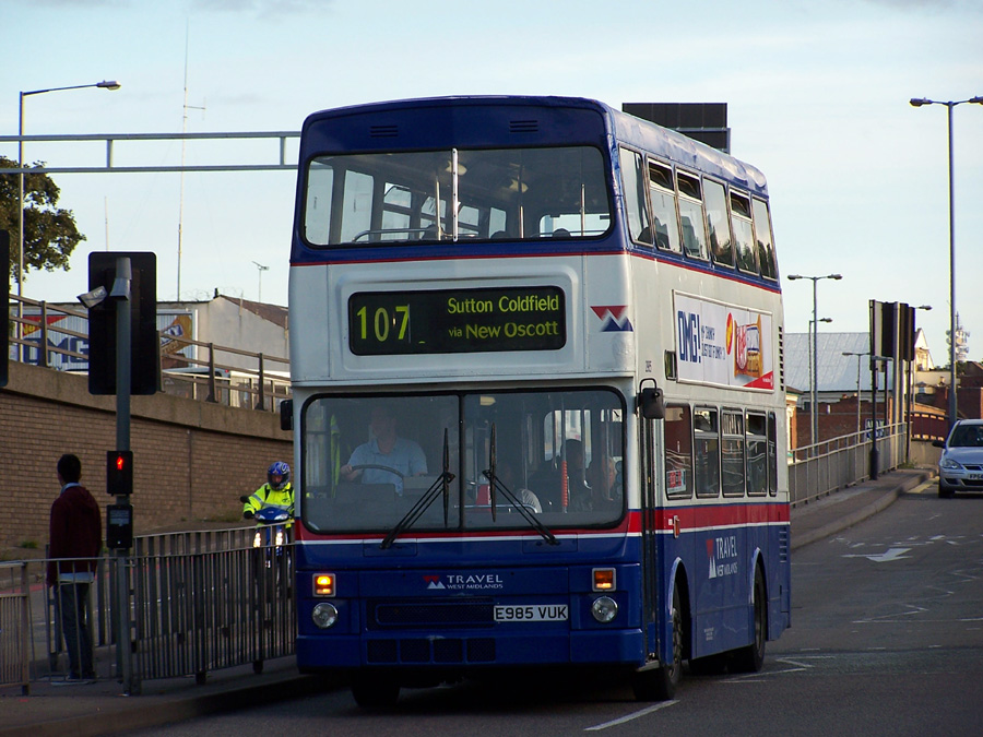 MCW Metrobus MkII #2985